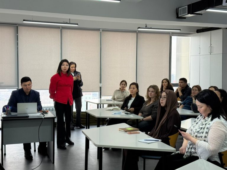 Союз банков Кыргызстана обсудил барьеры развития денежных переводов.